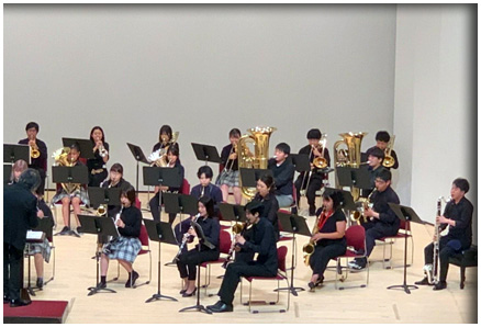 吹奏楽部記念演奏会の様子