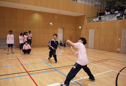 バドミントン